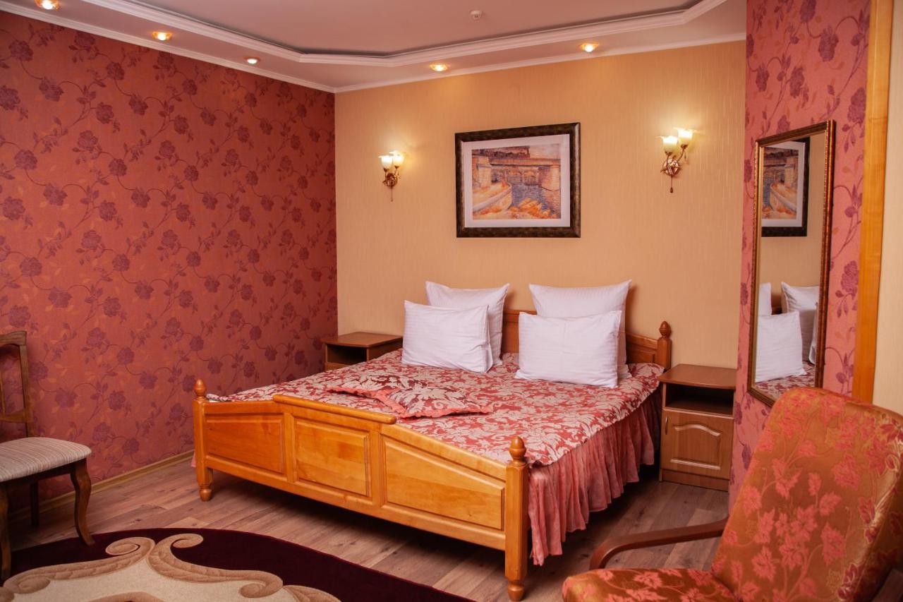 Hotel Piligrim 1 Mykolaïv Esterno foto